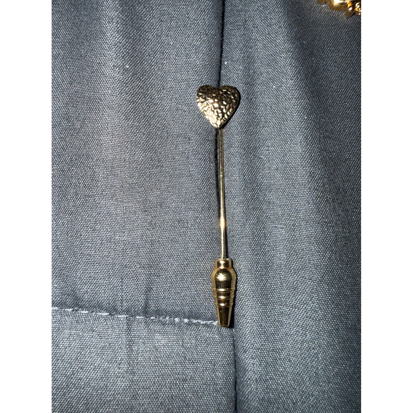Vintage 18k Gold filled Textured Heart Stick Pin Lapel Hat pin