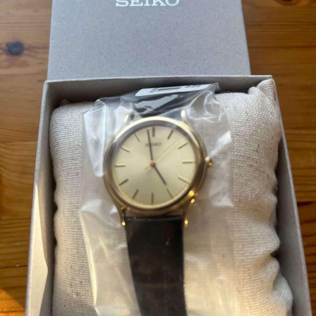 New SEIKO Quartz Gold Dial Leather Strap Watch Bar Index Box Warranty 3 Year