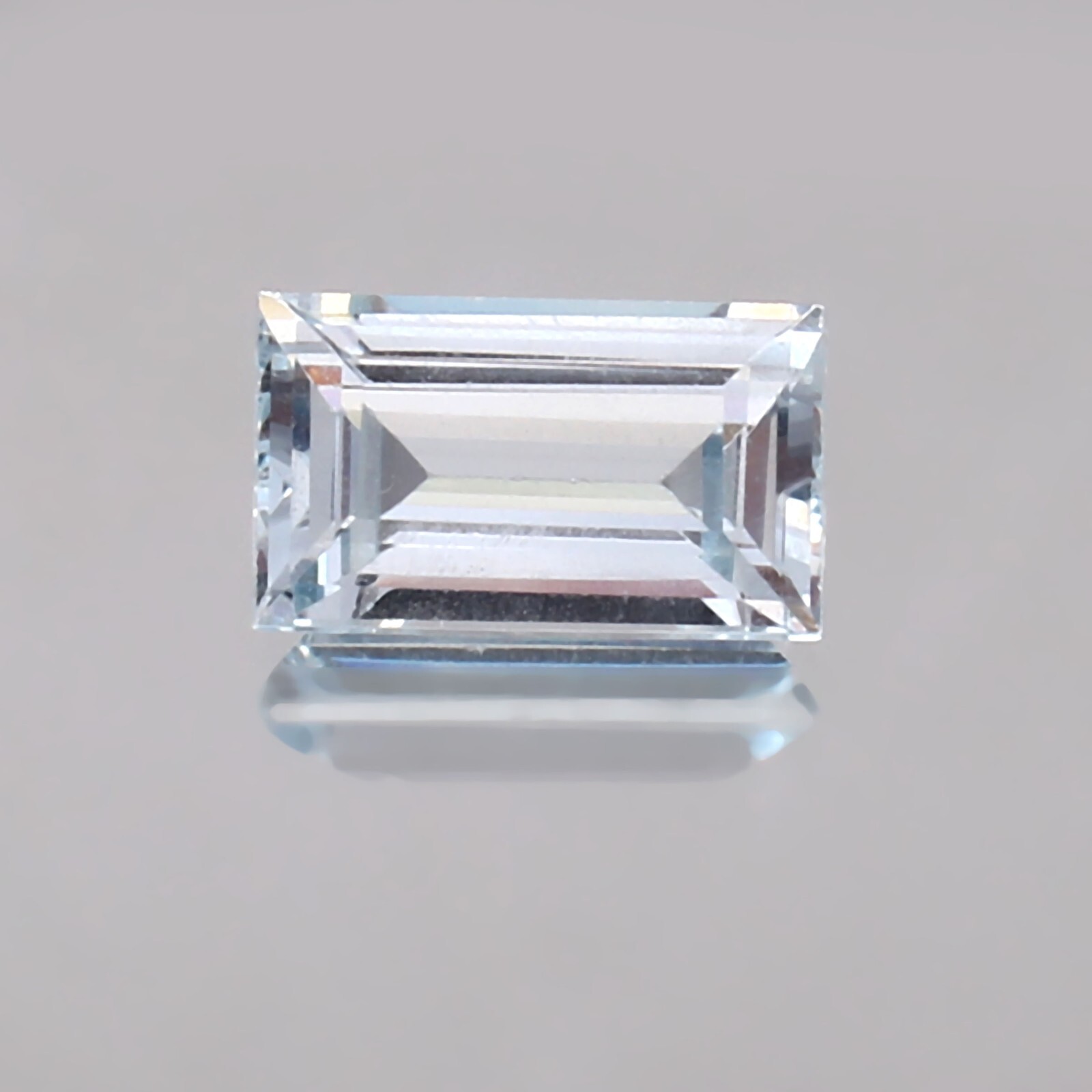 AAA Grade Natural Flawless Blueish Aquamarine Loose Emerald Cut Gemstone 11×6.70