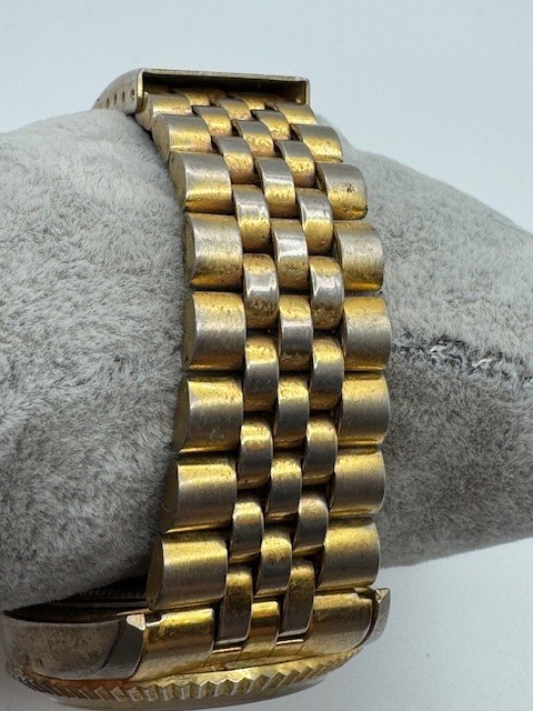 Vintage Men’s AXIS Royal Rainbow Time Gold Tone Quartz Date Watch New Battery