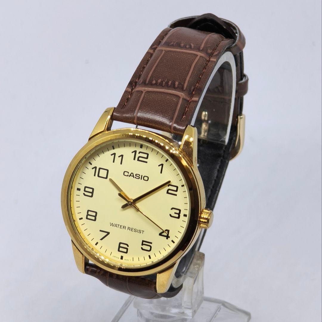CASIO MTP-V001 Three-Hand Quartz Watch, Excellent Condition, New Battery NEW