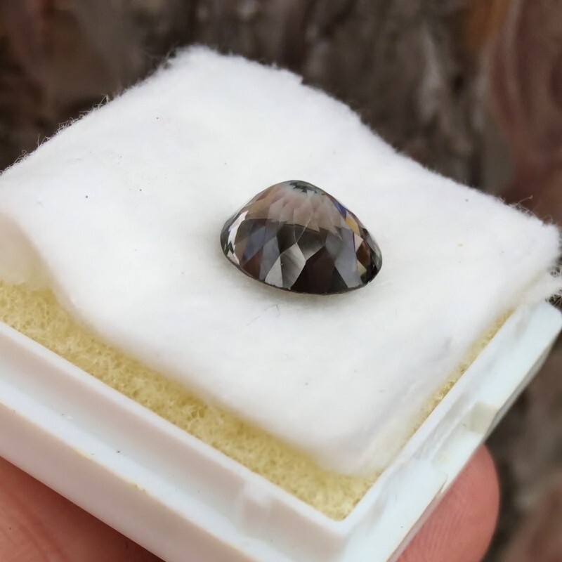 Unusual Collectors Color Natural Brazil Tourmaline 4.60 carats GLI