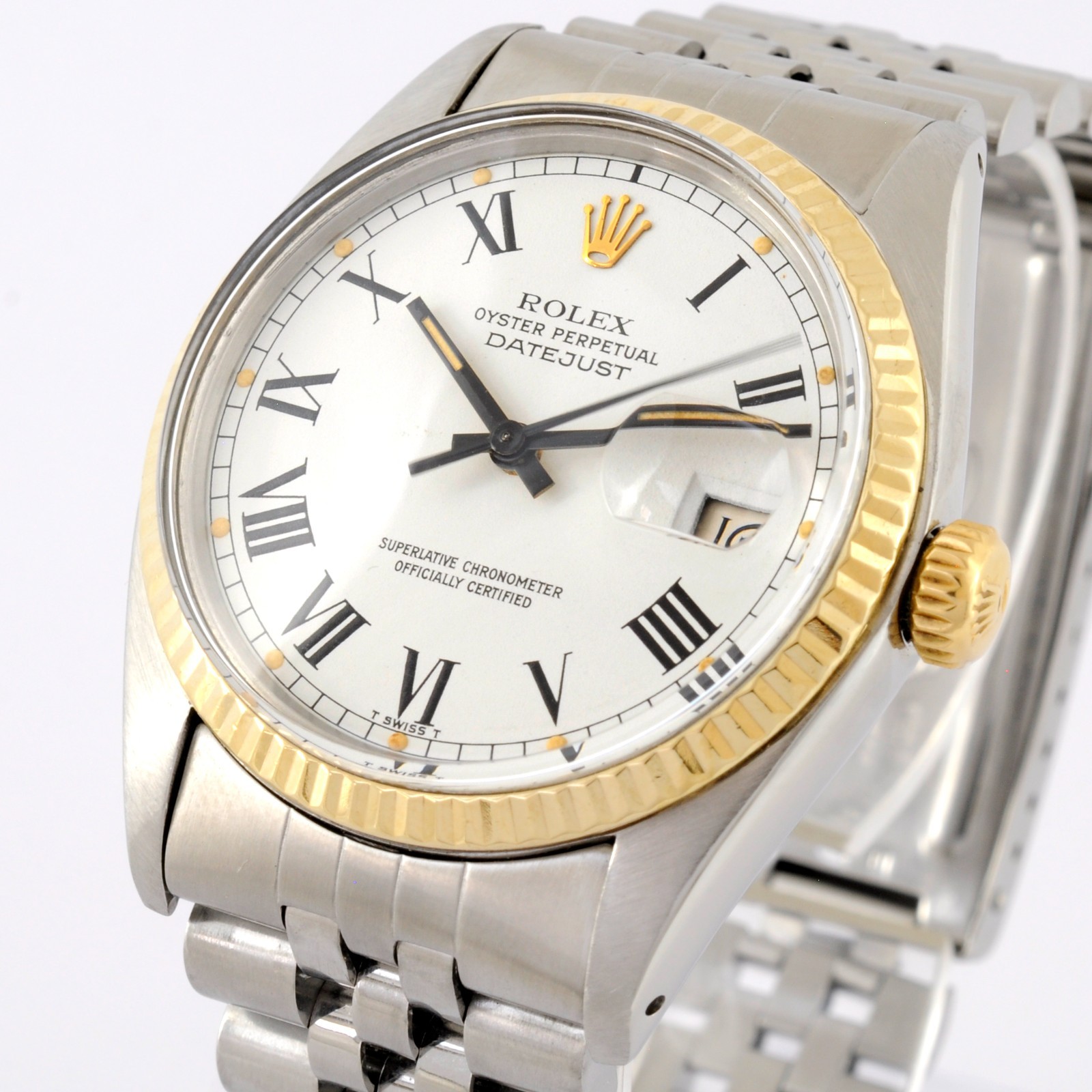 NO TARIFFS ROLEX 16013 OYSTER PERPETUAL DATEJUST LARGE AUTOMATIC COSC BOX PAPERS