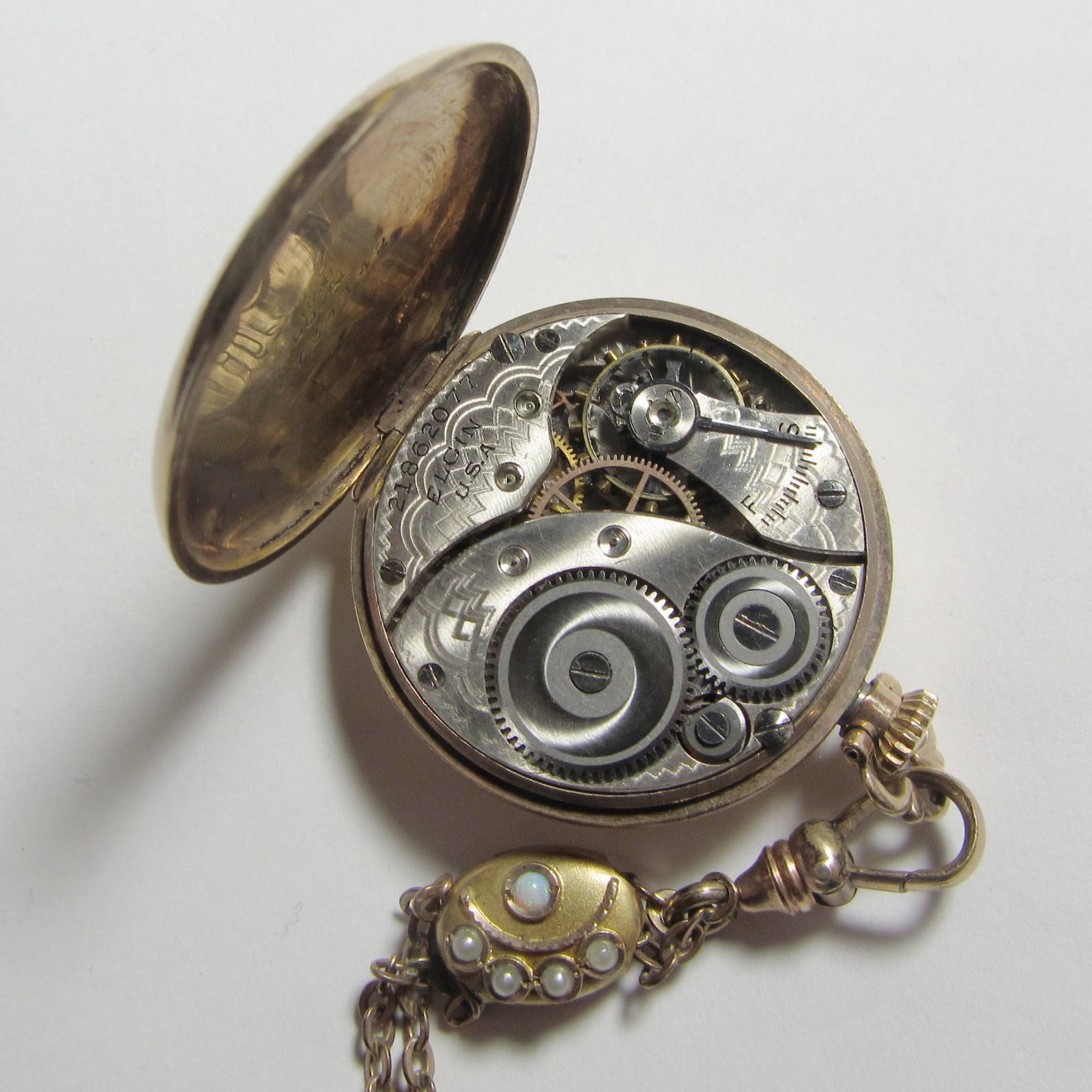 Antique Elgin Ladies Pocket or Pendant Watch Excellent with Chain
