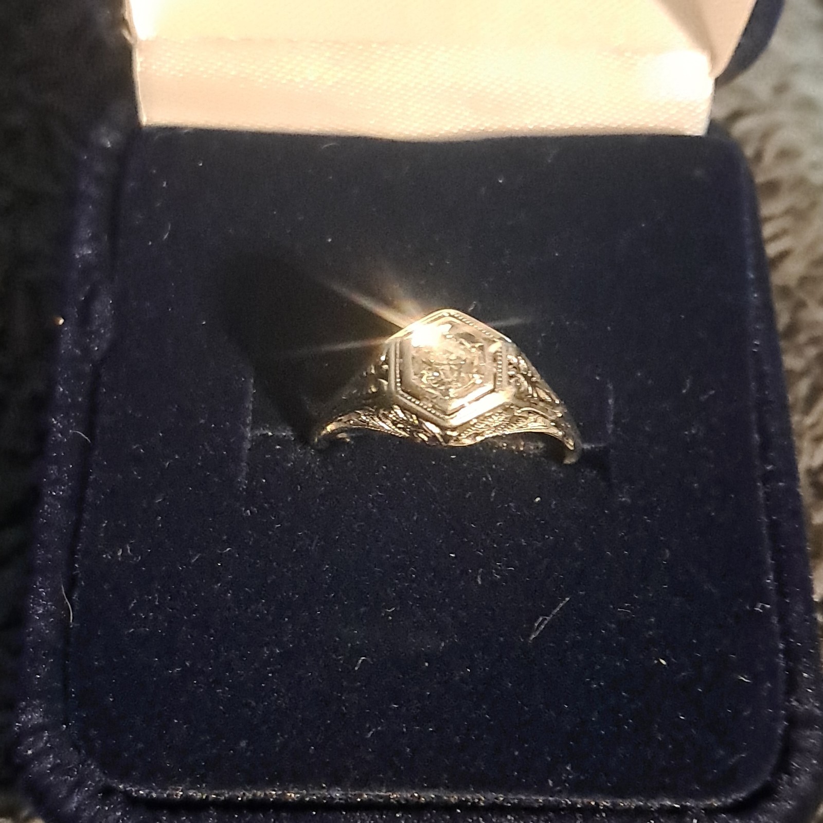 Vintage Style Silver Tone Ring Hexagon Setting with Clear Stone Filigree Detail
