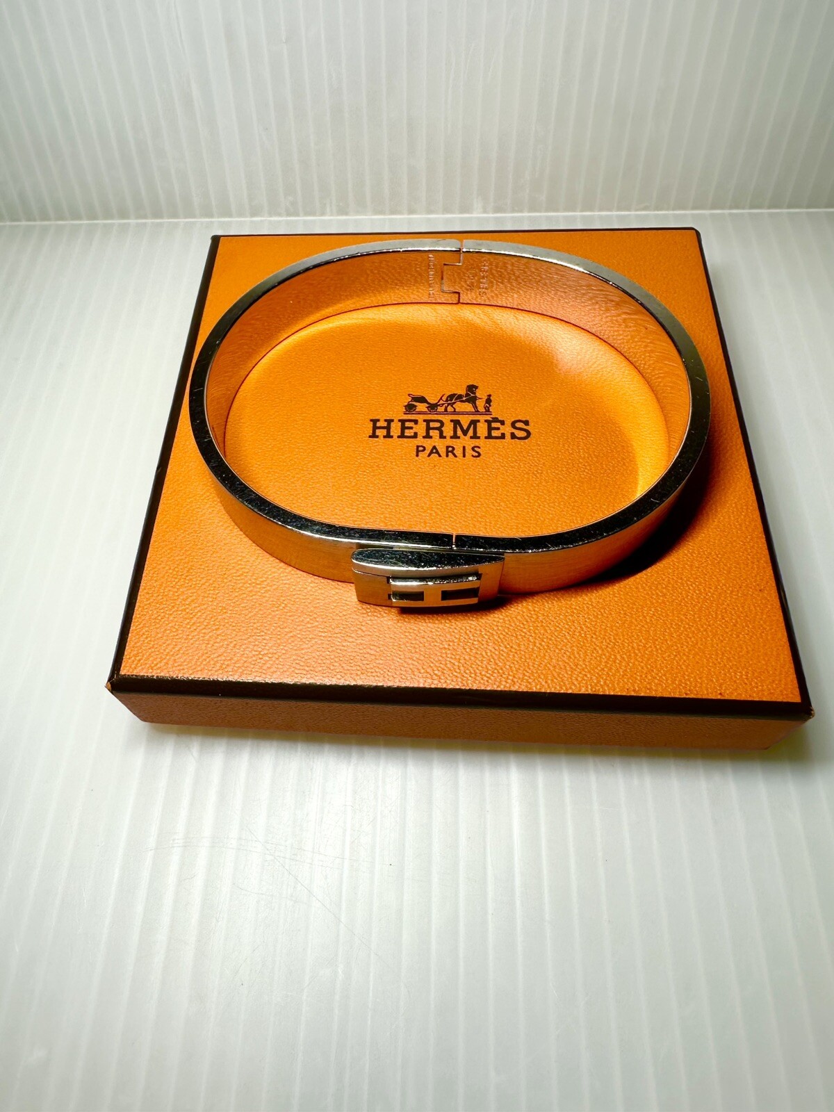 Authentic Hermes Jet Bangle Bracelet Palladium Plated Metal Silver Hardware T6