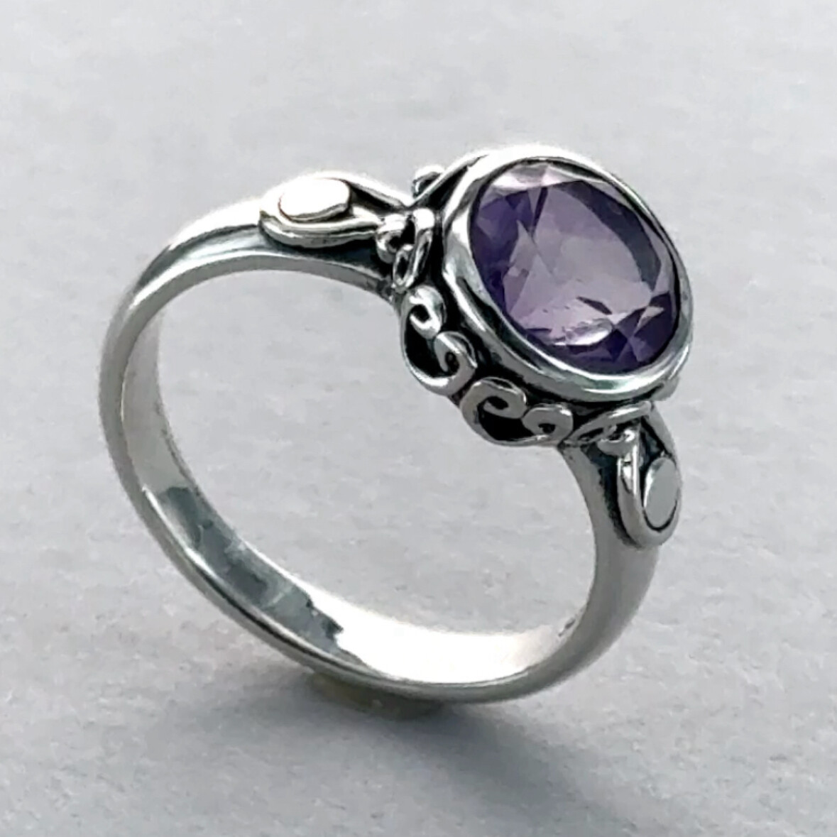 Natural and Round AMETHYST Ring – Multiple Sizes – 925 STERLING SILVER #11e
