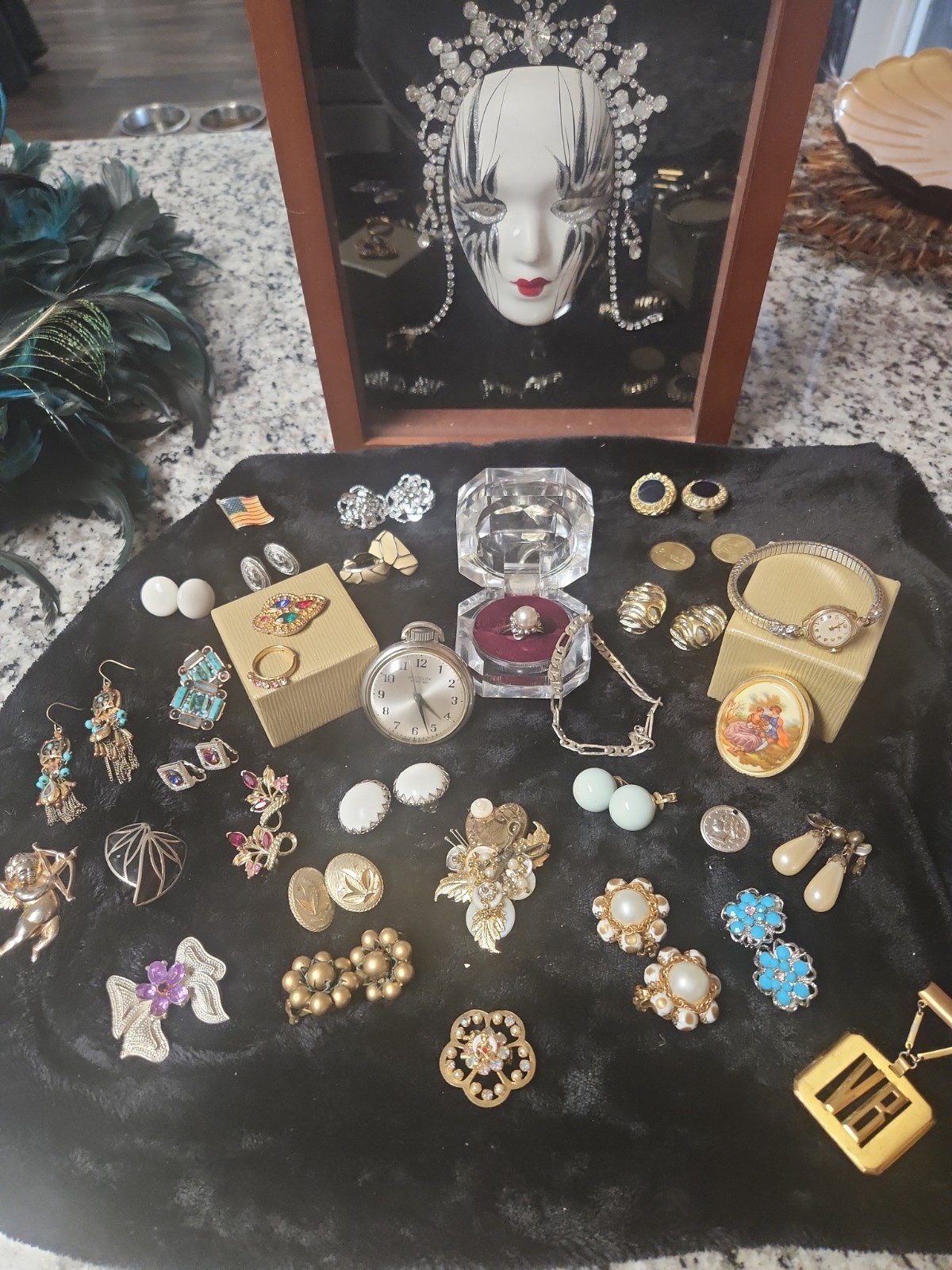 Vtg & Art Deco Mixed #4 Jewelry Lot ( 34 )