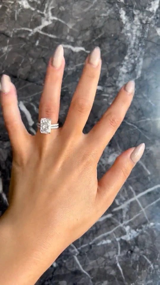 4.90 Ct Radiant-Cut EF/VS1 Lab Grown Diamond Engagement Ring Set 14k White Gold