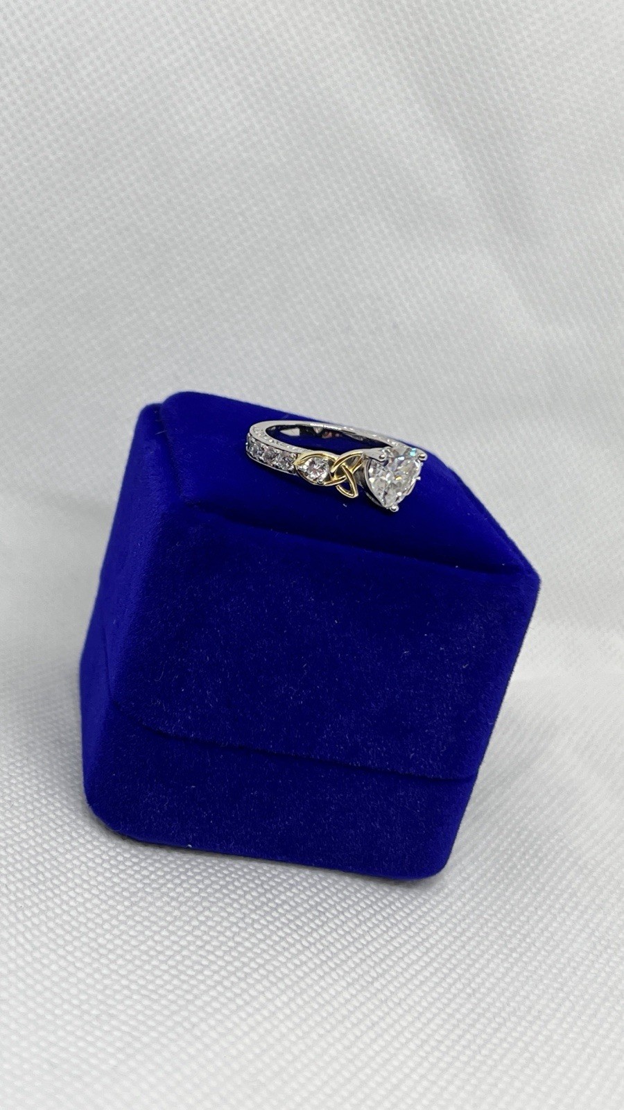 Heart Celtic Knot Moissanite Engagement 925