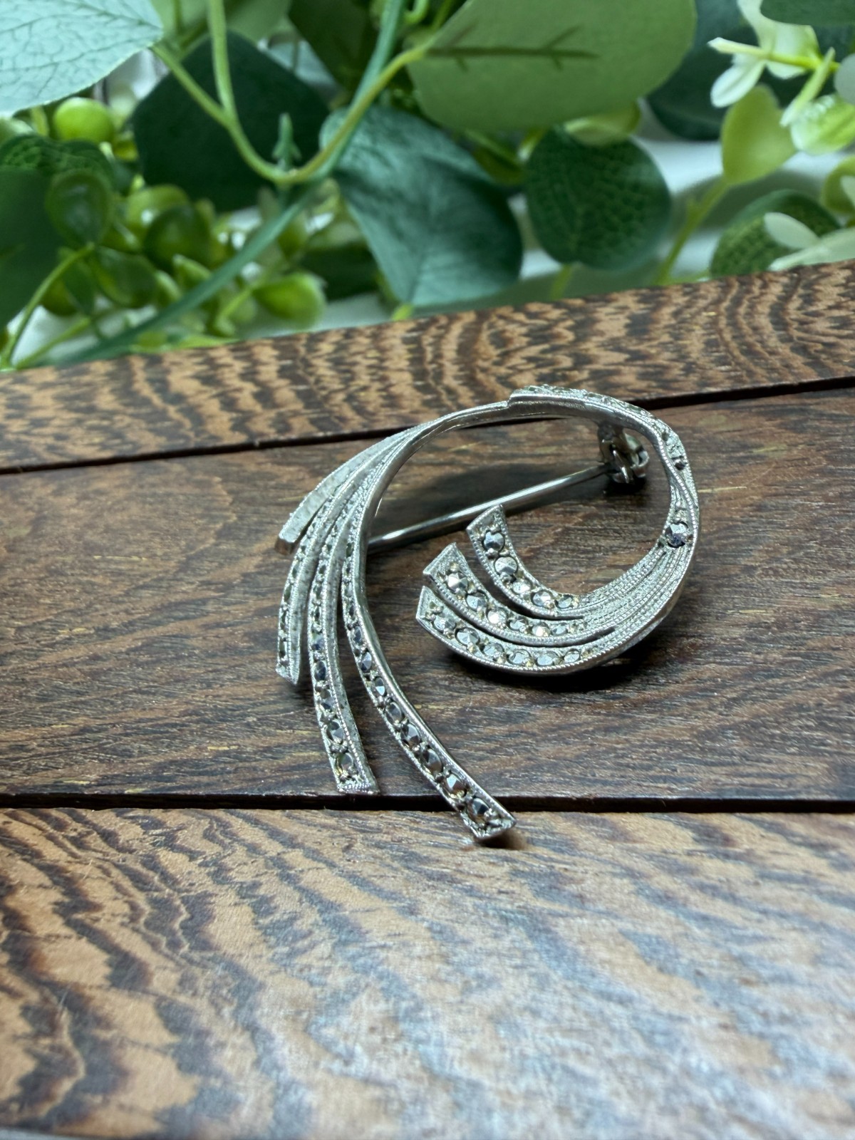 Classic Vintage 835 Silver Art Deco Style Brooch – Elegant Retro Design 7g