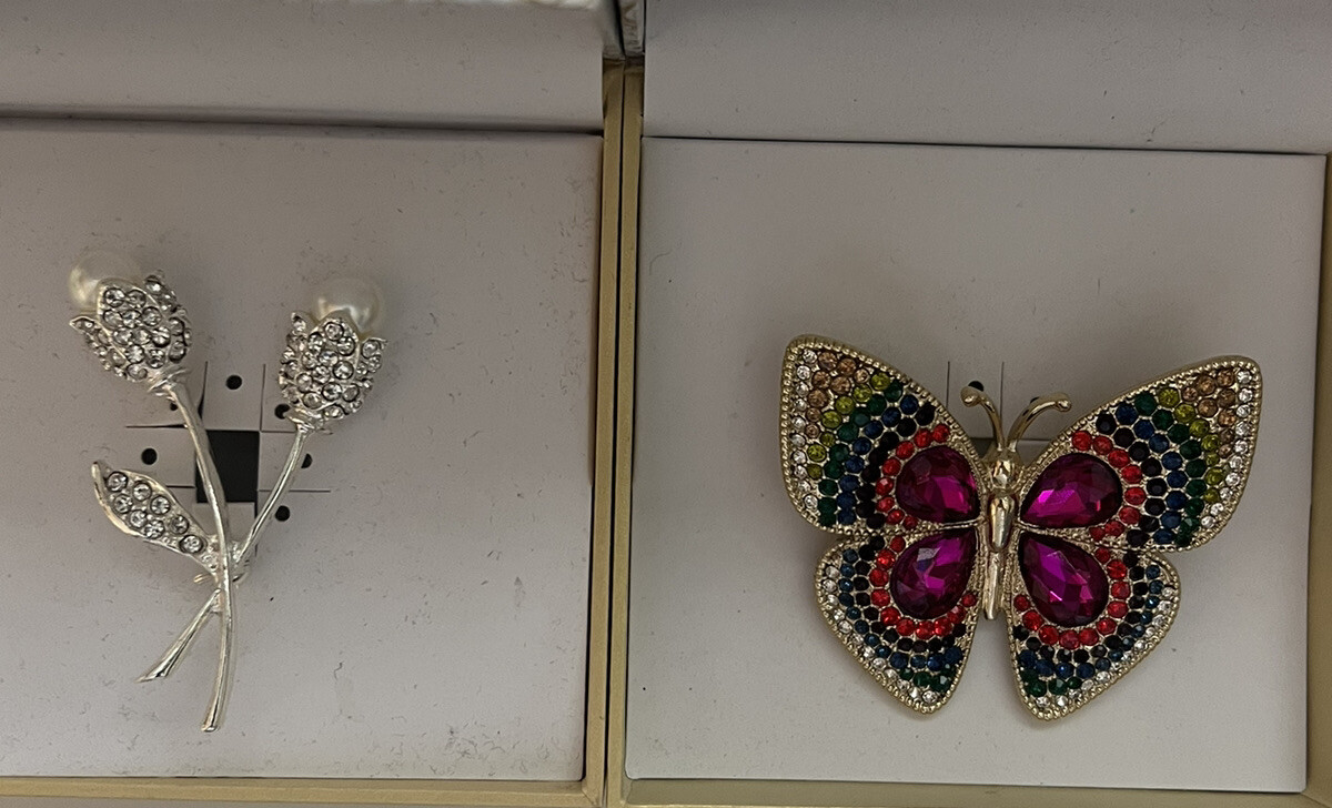 Charter Club Pins, Various to Choose from, You Pick (OWB1)