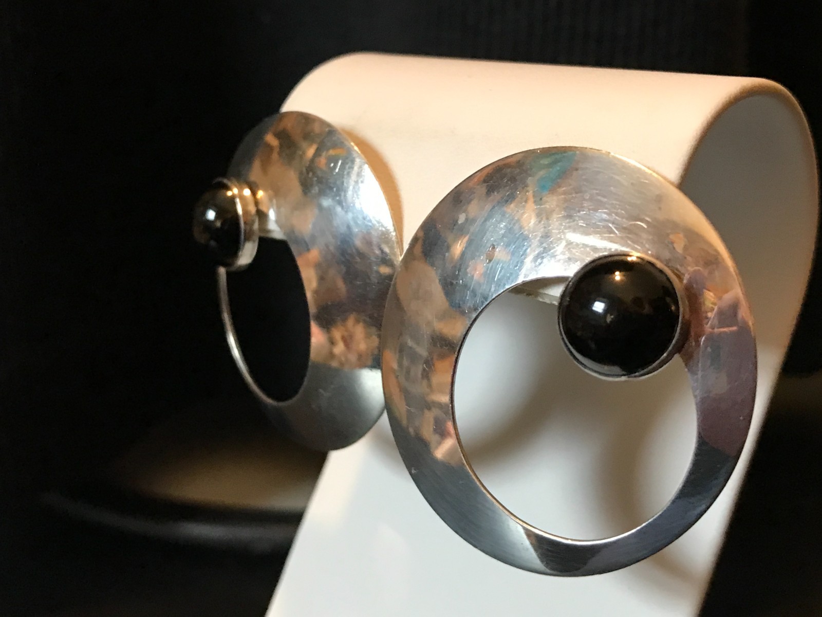 Sterling Silver Contemporary Modern Circle Blk Onyx SUSAN CUMMINGS Post Earrings
