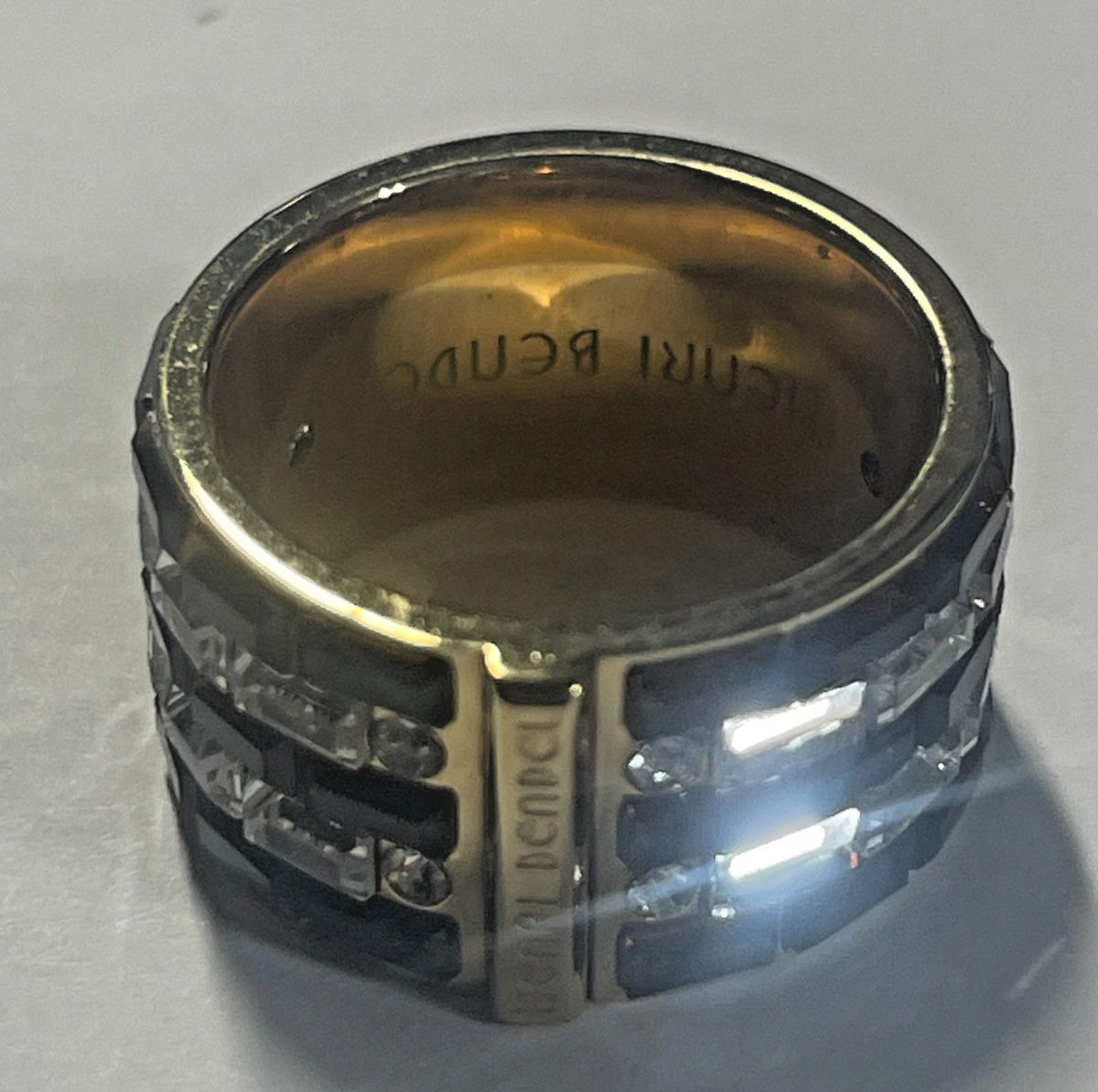 Henri Bendel Harry Wrap Band Crystal Cocktail Ring Gold Tone Size 6 Statement