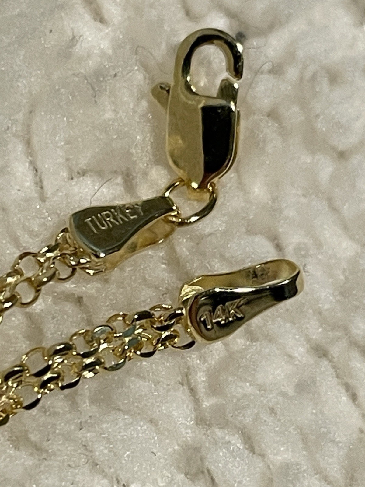 Womens Gold 14k Yellow Gold Bismark Link 2.4mm Necklace 16 Inches new with box