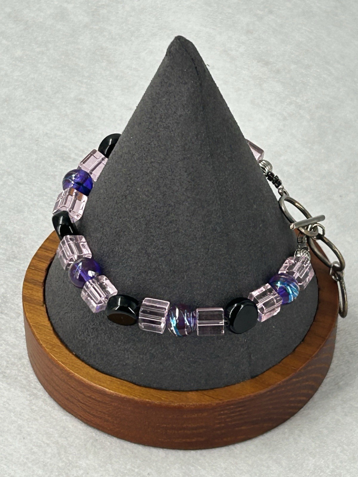 Handmade Shades of Purple Glass Bead Bracelet