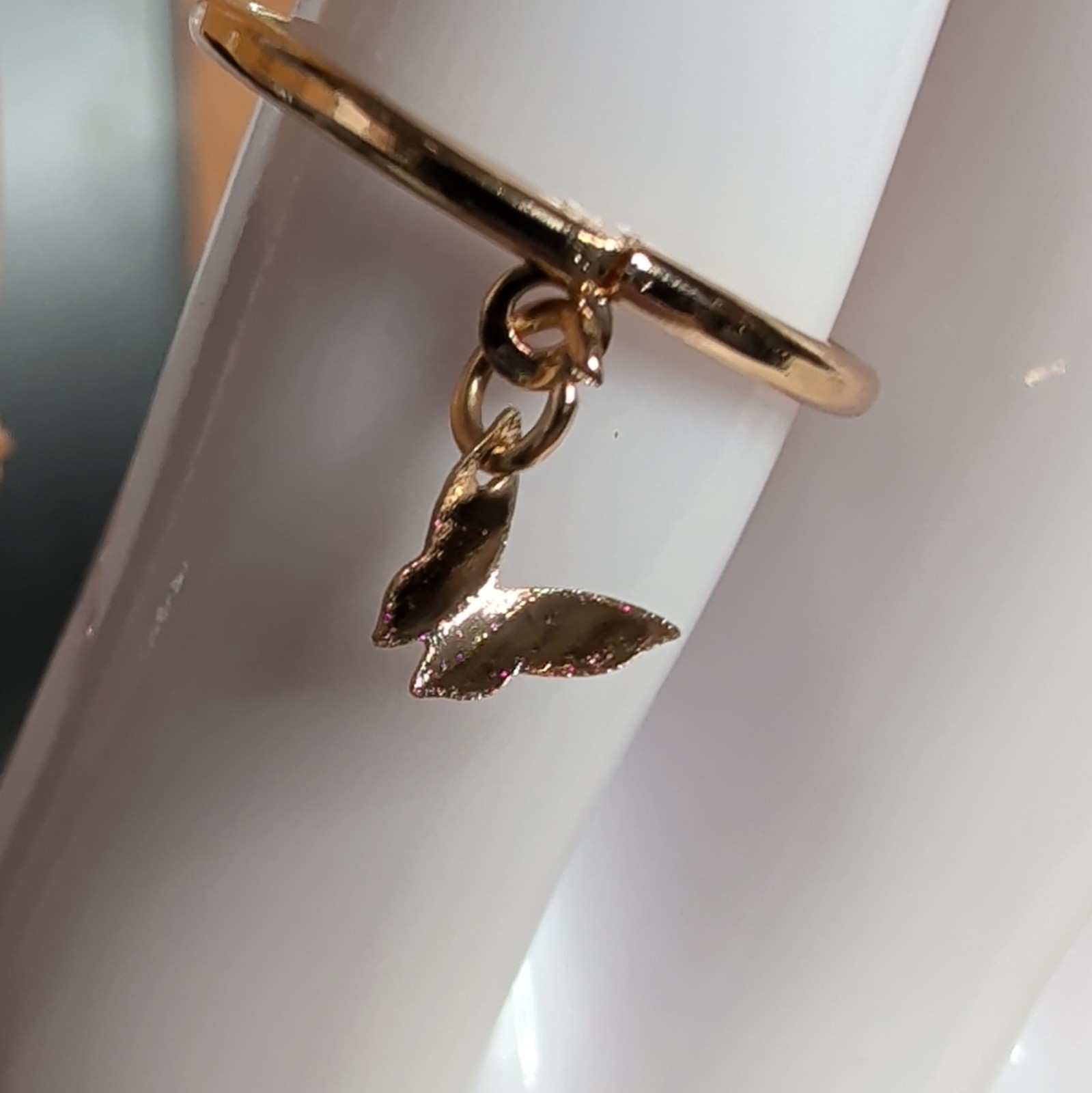 3-Piece Gold Tone Metal Stackable Band Ring Set Size 7.75 w/ Leaf Charm