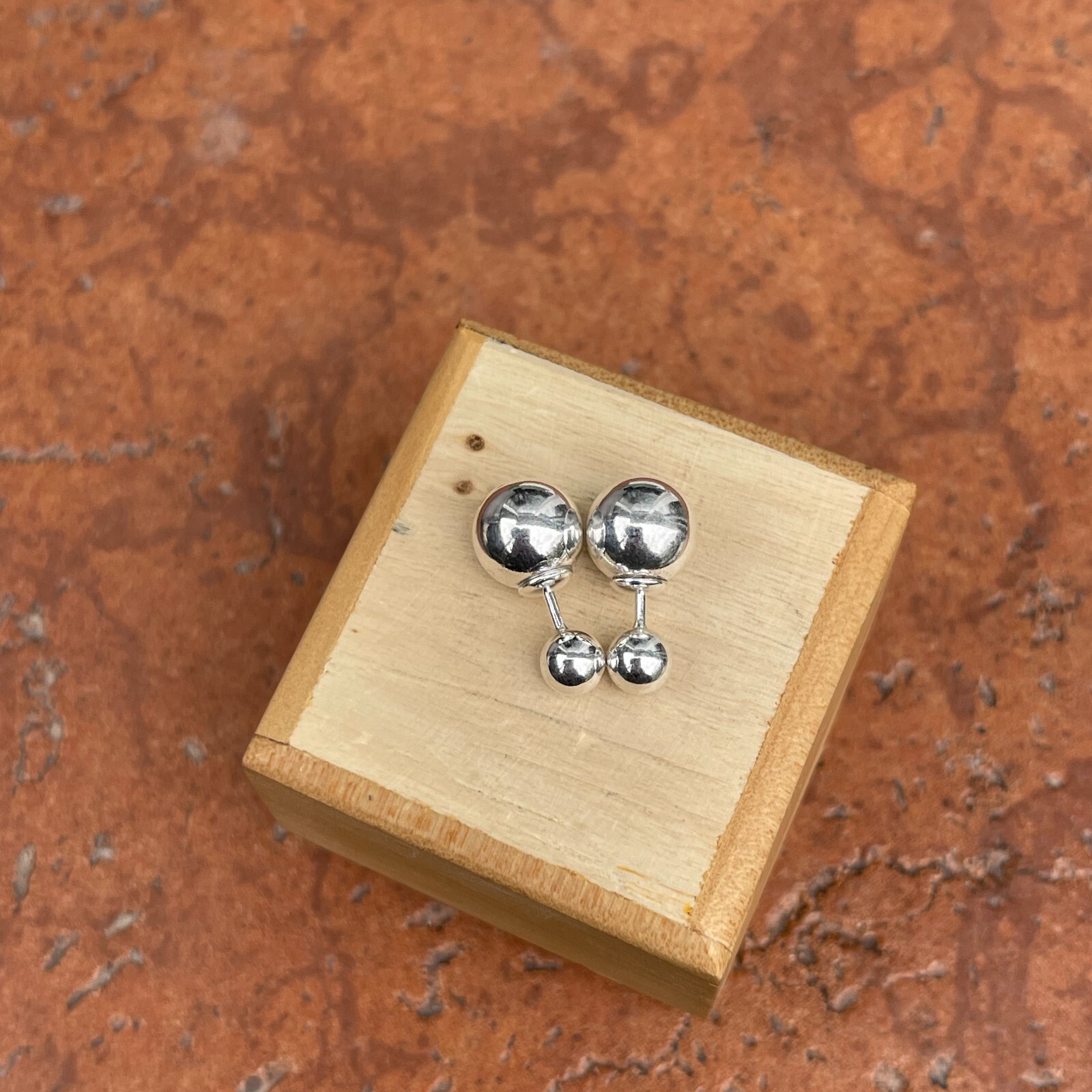 Sterling Silver Polushed Finish Double-Ended Ball Earrings 10MM x6MM NEW