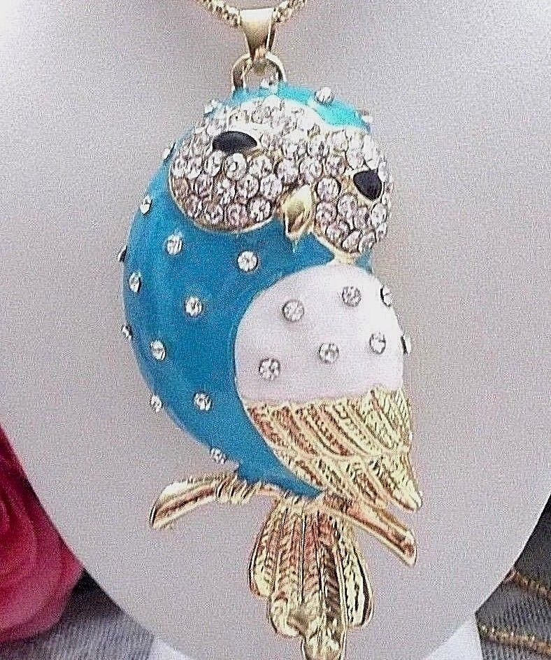 BETSEY JOHNSON BEAUTIFUL BLUE CRYSTAL AND ENAMEL LARGE OWL PENDANT NECKLACE