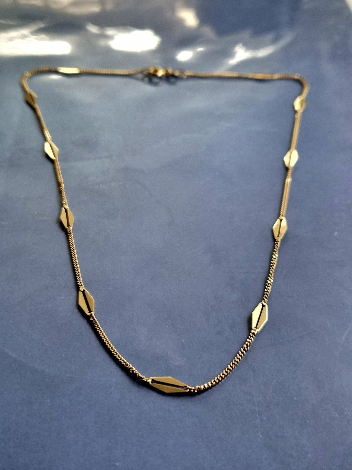 UNOAERRE 14K Italian Vintage Gold Station Chain Necklace 15″ 2.83g Rare