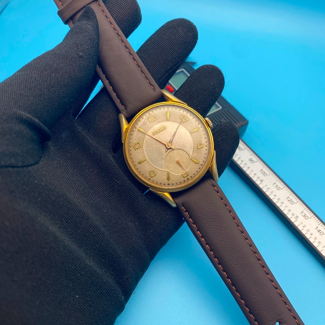 1950s Vintage DUWARD Oversize Watch Mens Manual Winding Swiss Sub Second Gold F