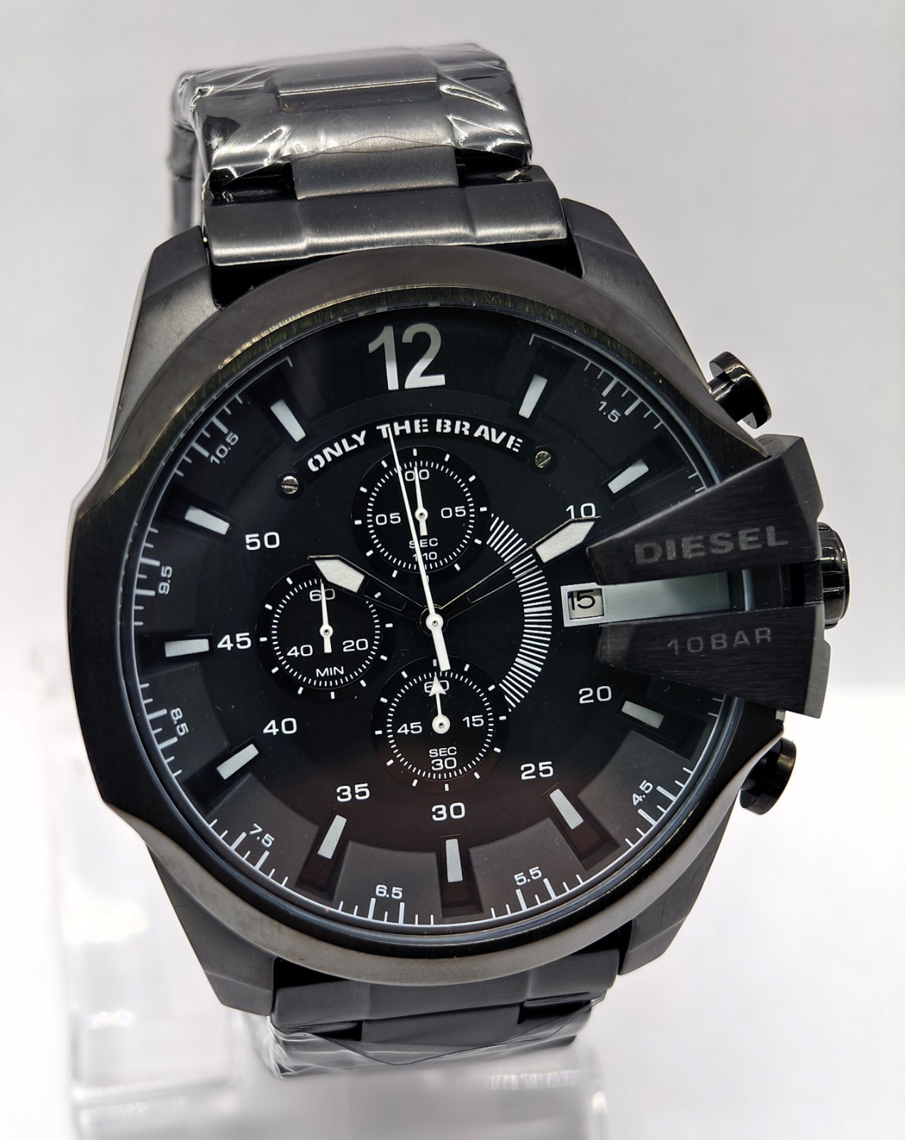 Vintage DIESEL 10 BAR Chronograph Black Dial Date Indicator Men’s Wrist Watch