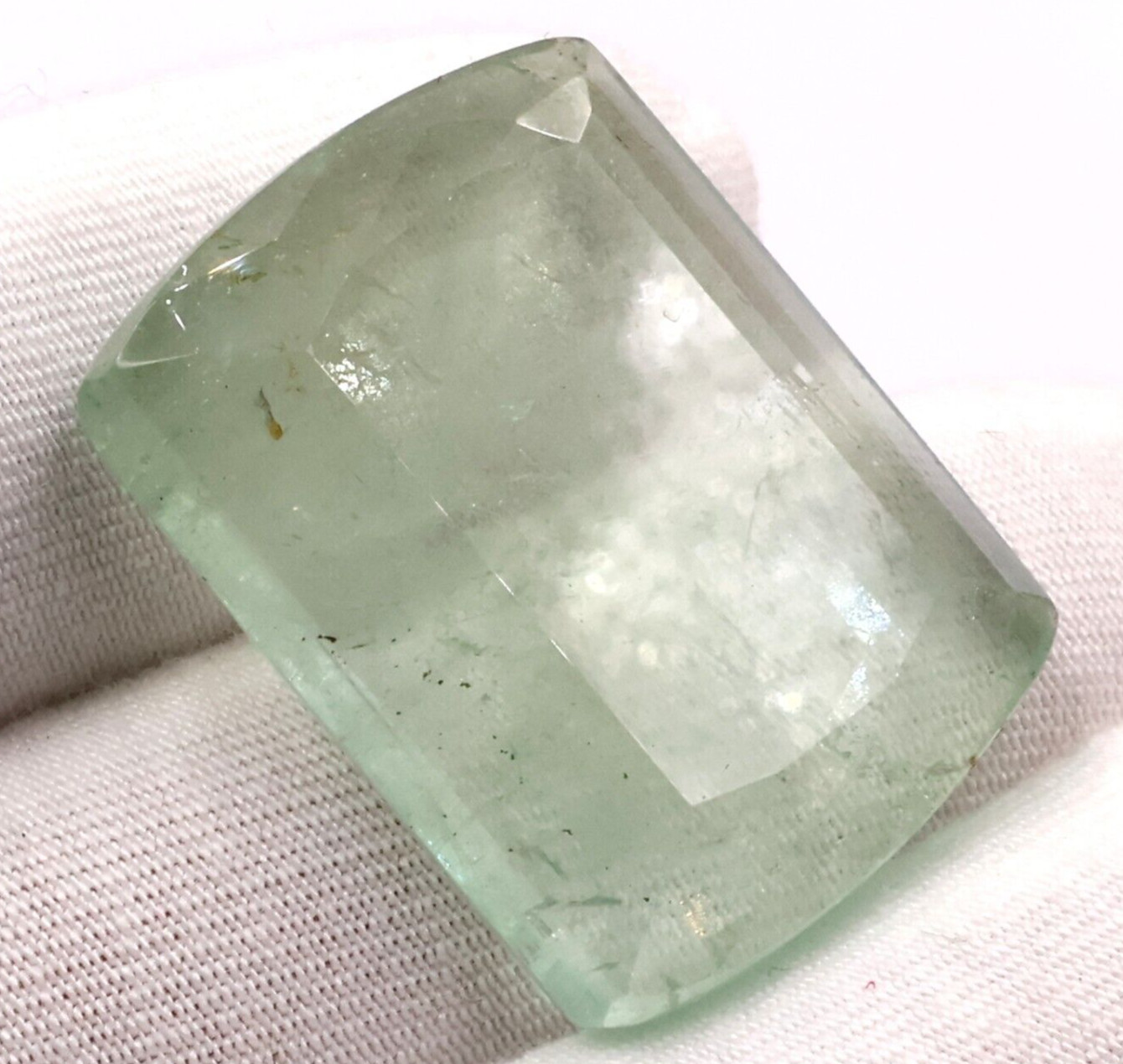 Aquamarine Natural Aquamarine Green Aquamarine Cushion Shape 43.85 Crt 28×21 mm
