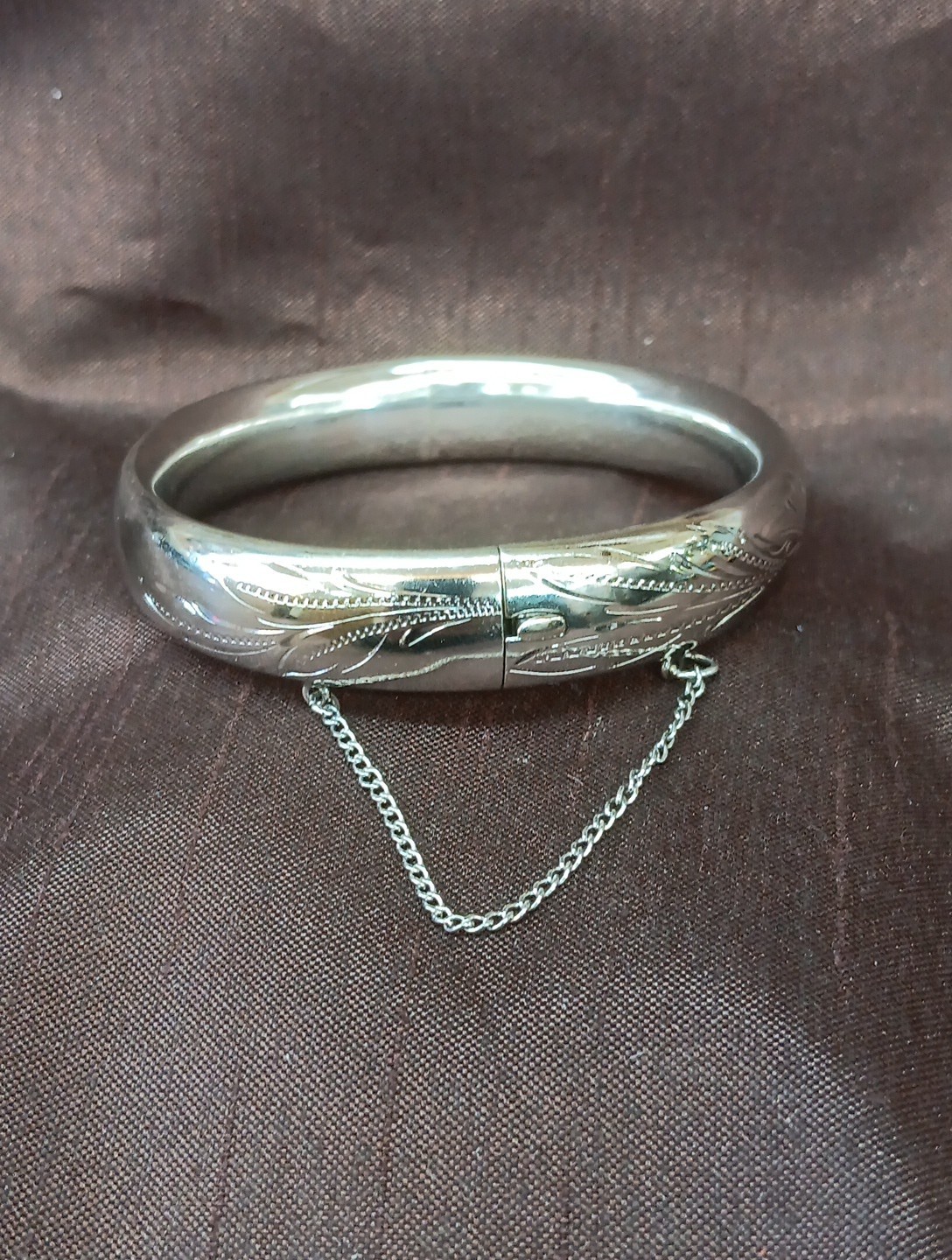 Vintage B.A.B Sterling Silver Hinded Bangle with Safety Chain 27 Grams
