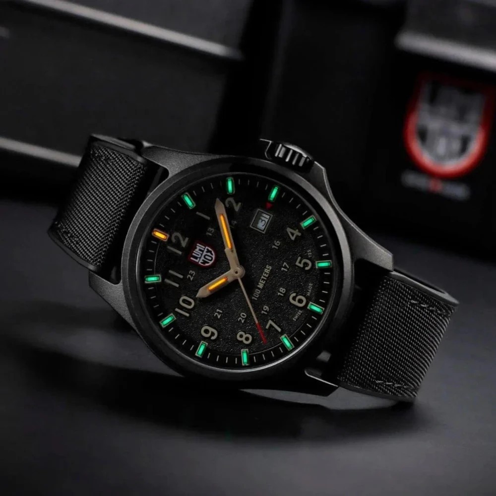 Luminox Atacama Field Mens Quartz Watch XL.1970.2 Black 43mm Dial Rubber 100M