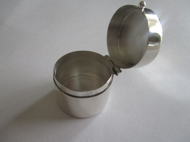 Sterling silver barrel style pill box pendant solid 925 silver hallmarked