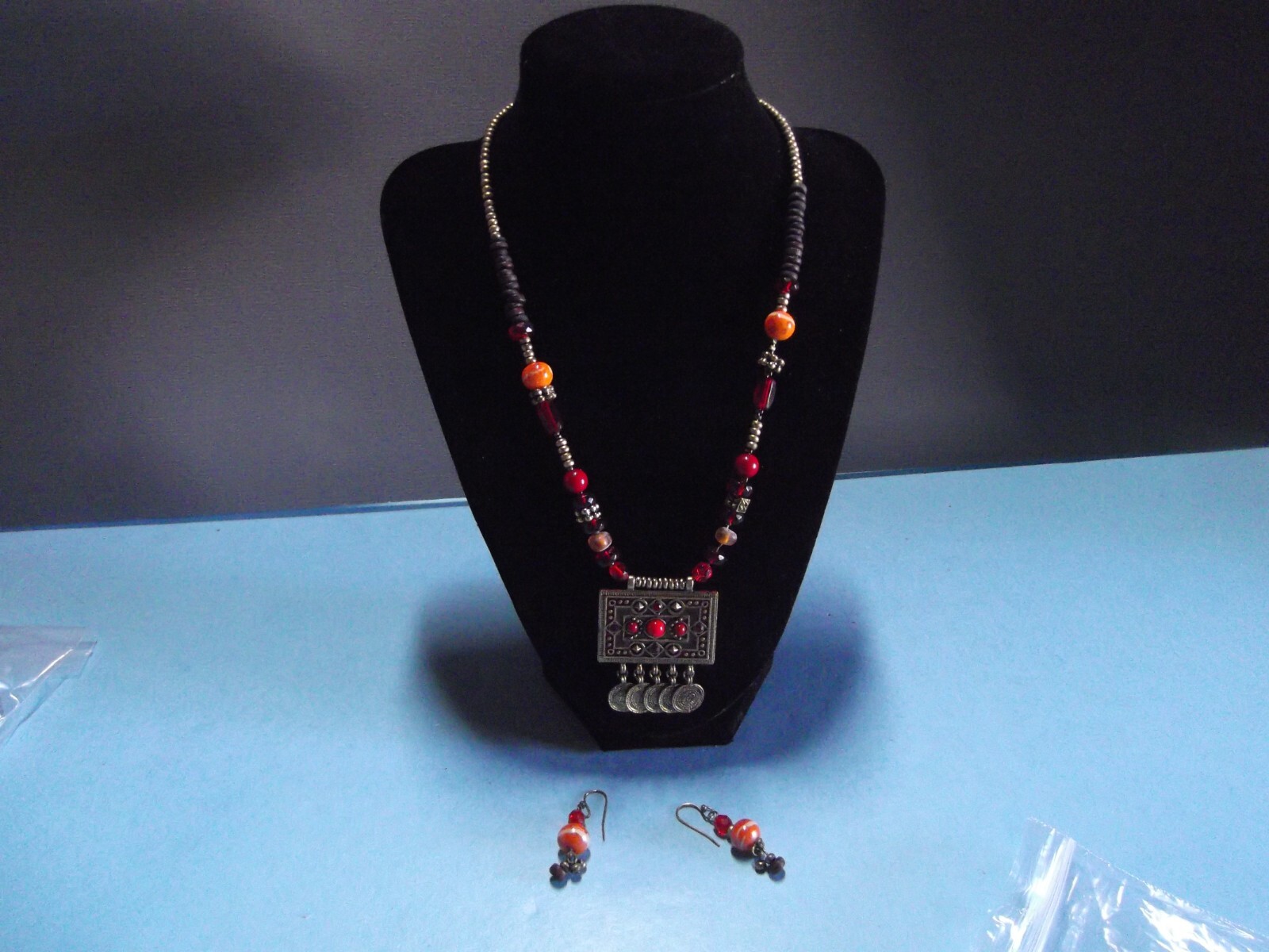 Fashion Jewelry Beaded 8.5″in Metal Necklace ‘Avenue” Dangle Earrings