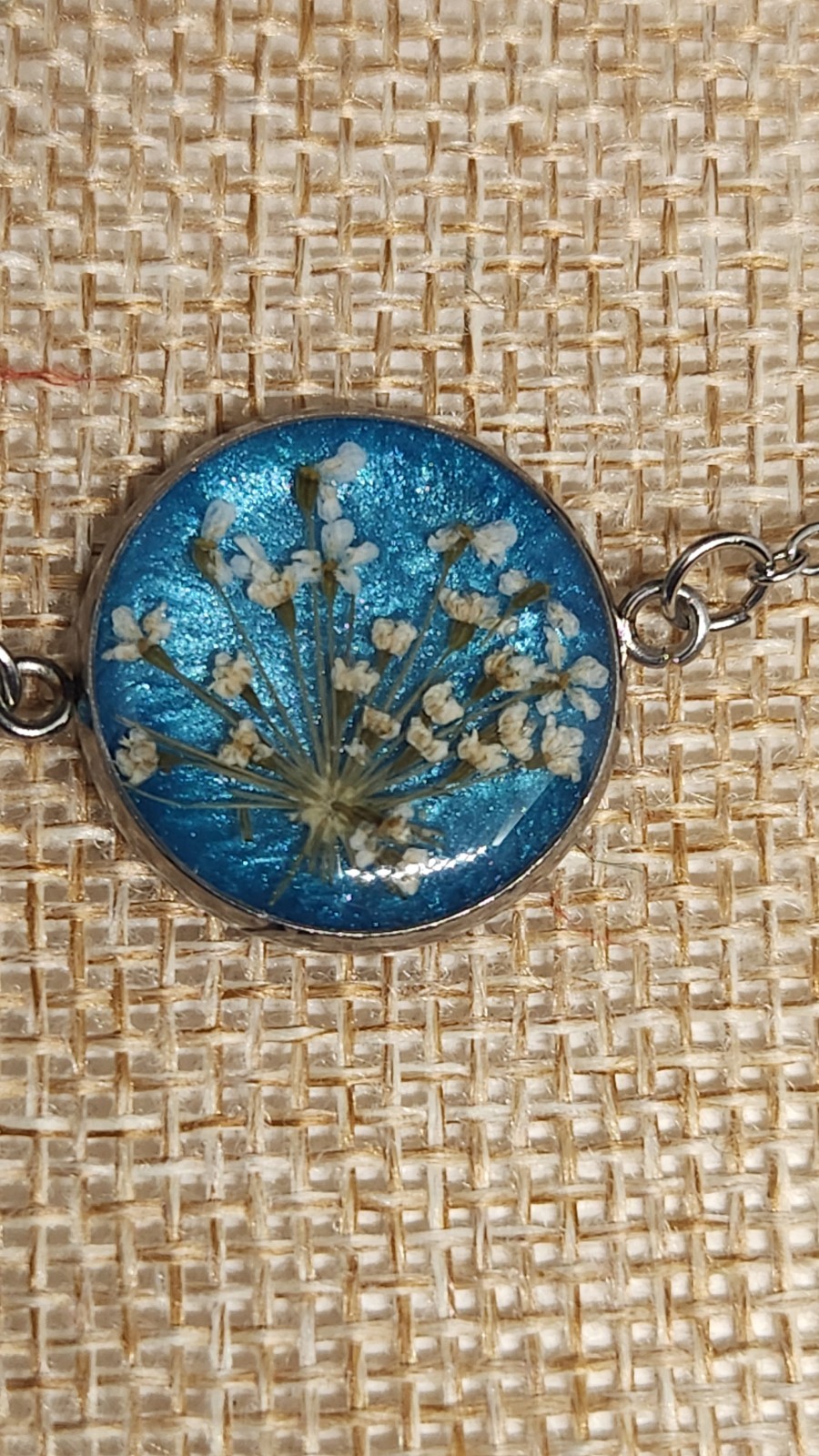 Handmade Resin Bracelet – Stainless Steel – 8″ Adjustable – Pressed Flower