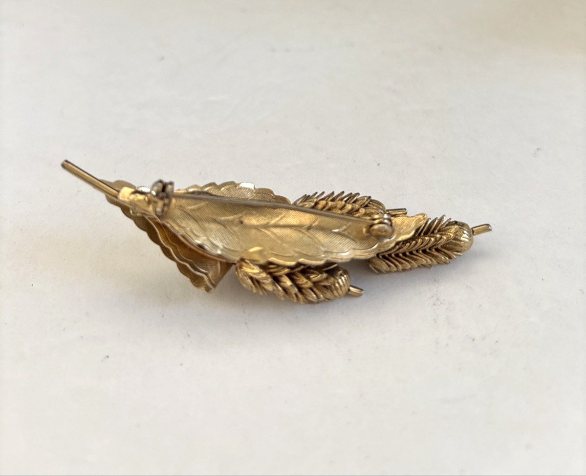 Large Vintage Wheat Brooch Articulated Gold Tone Enamel Wash Cattails Pin 3”
