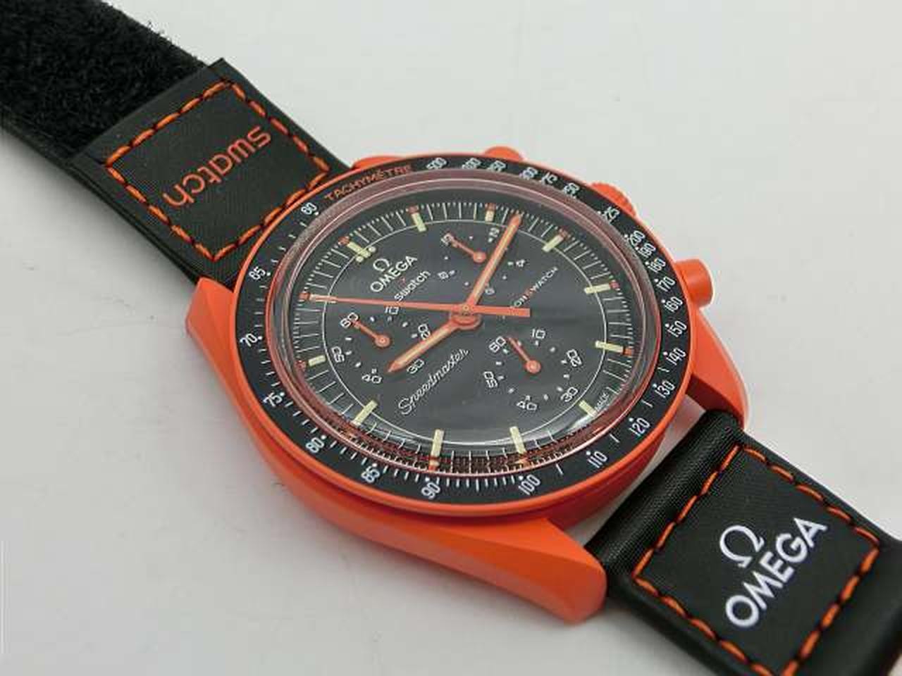 Omega x Swatch MoonSwatch Mission to Earth Lava SO33O100 Bioceramic Quartz Japan