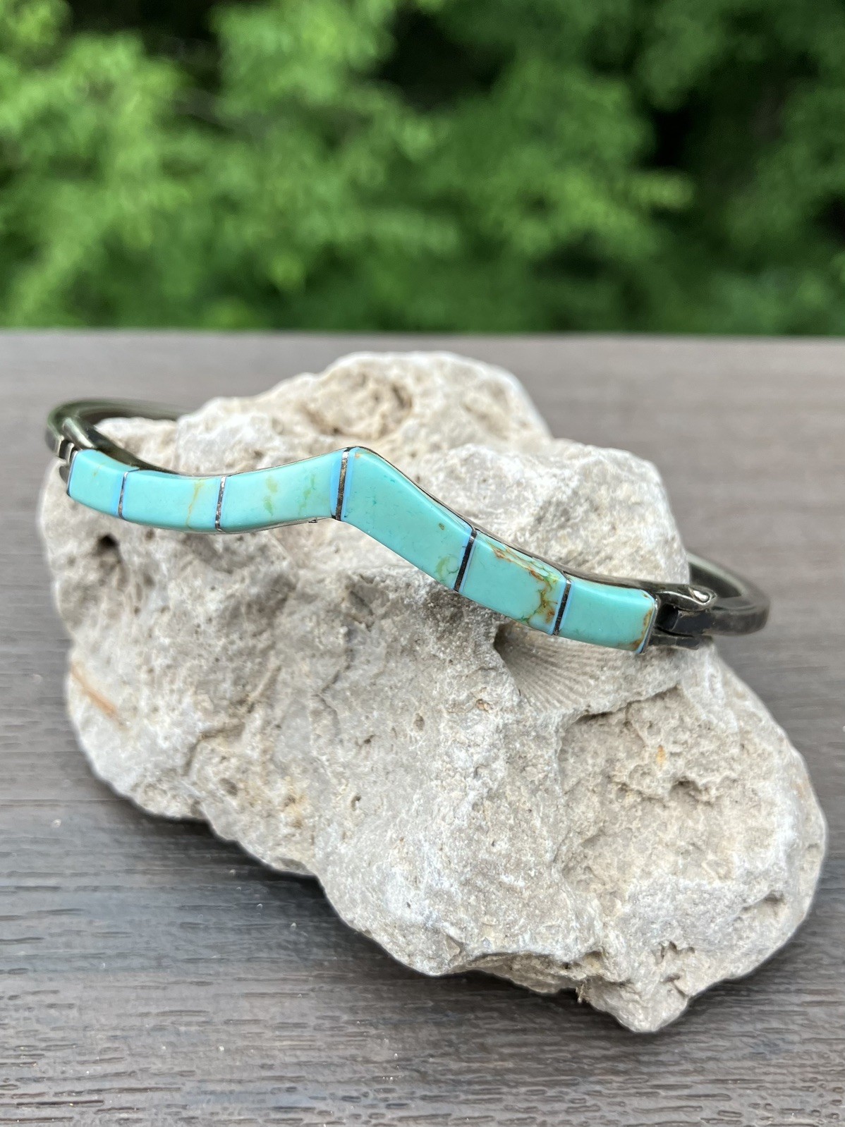 Vintage Mexico 925 Sterling Silver Turquoise Inlay 7 3/4” Hinged Bangle Bracelet