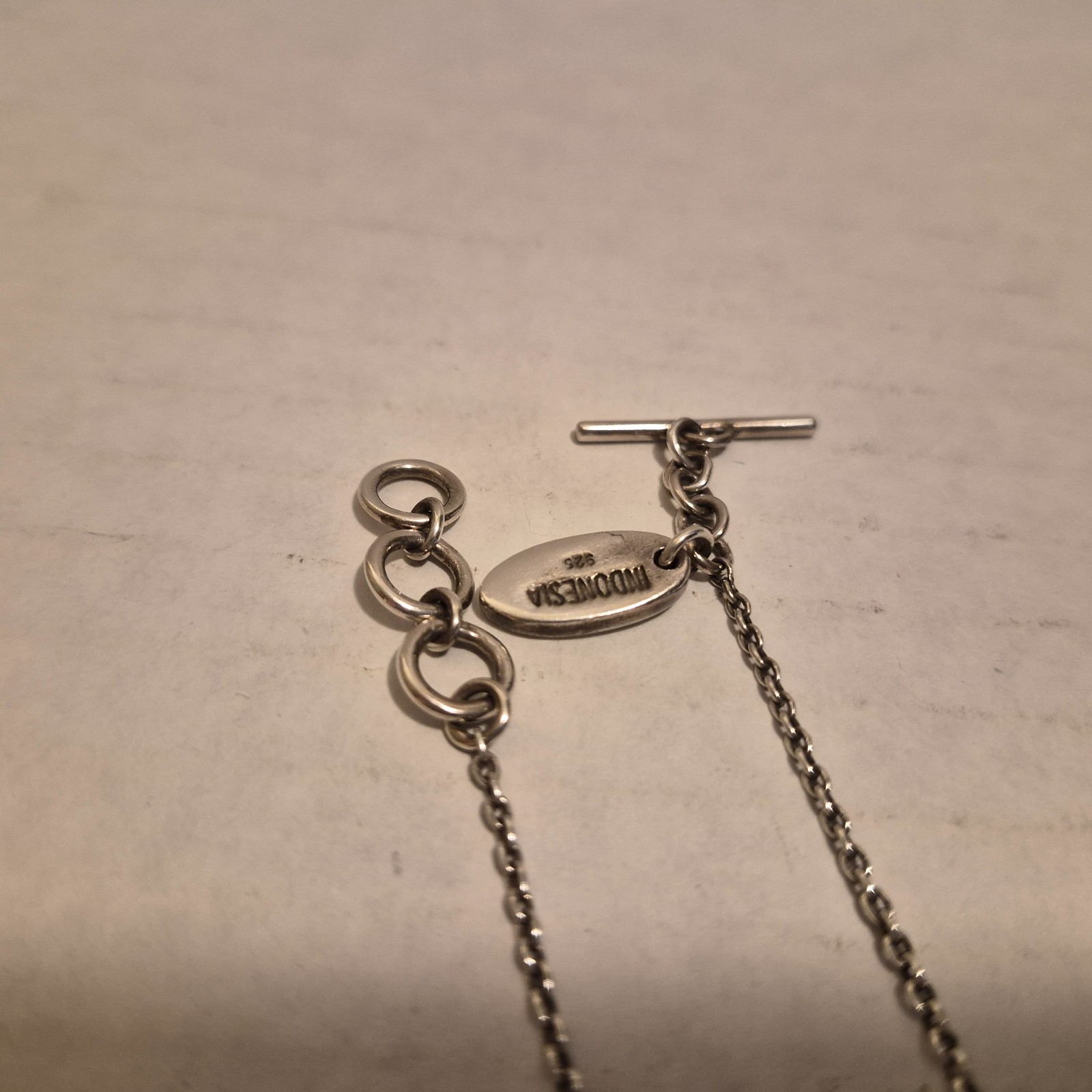 Crown Pendent Necklace with Oxidized Finish Indonesia 925 Lois Hill 9.5″ Used