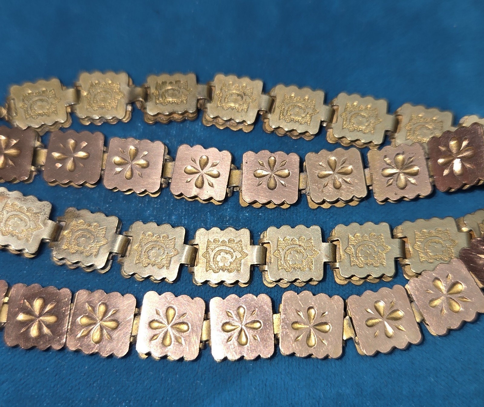Antique Victorian 17 1/2″ Long 2 sided Rose & Green? Gold Filled Book Chain