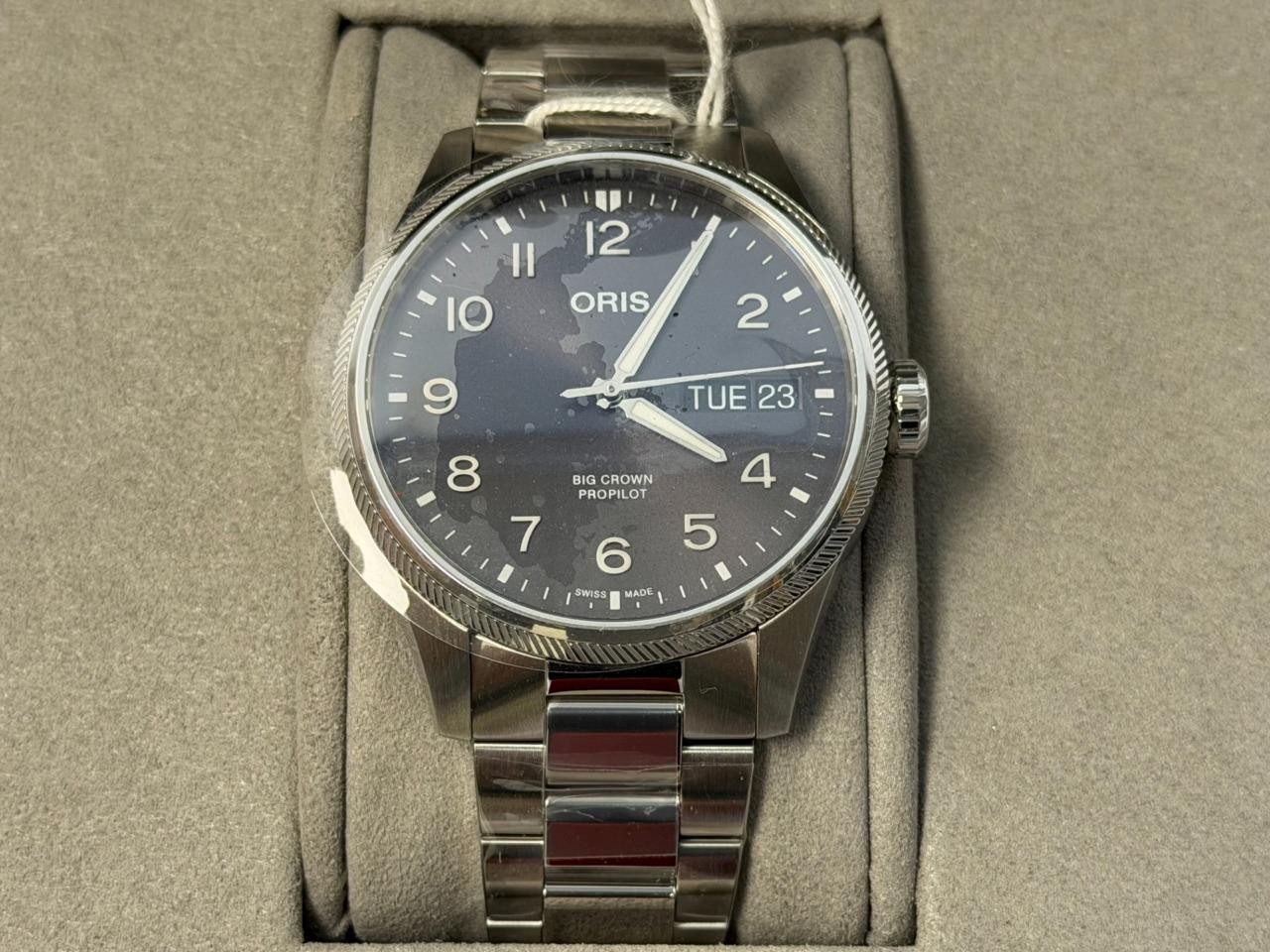 NWT! Oris Big Crown ProPilot Big Day Date Auto Grey Dial Watch FULL SET!