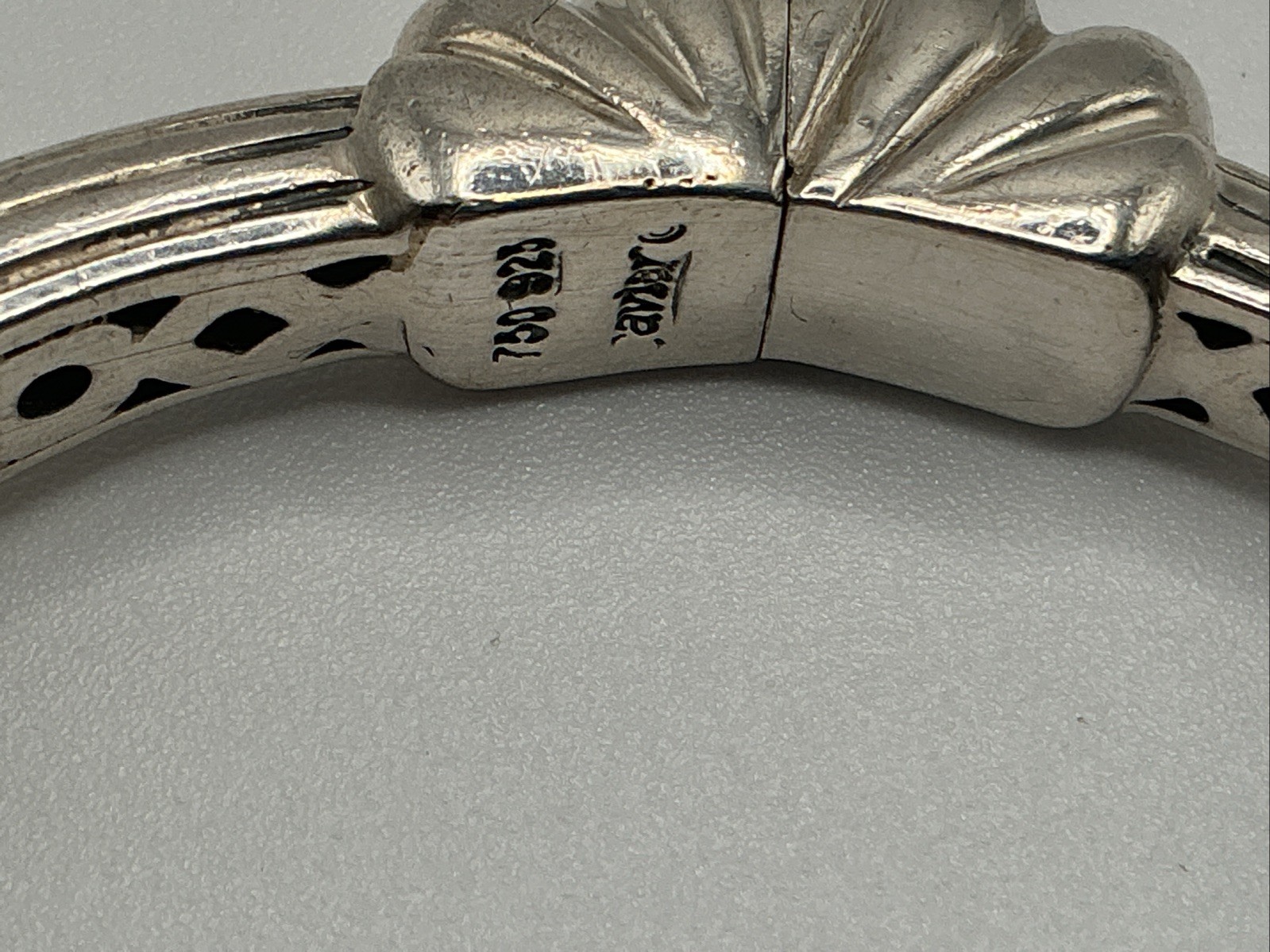 LAGOS CAVIAR Sterling Silver And 18K Gold Hinged Cuff Bracelet 750 And 925