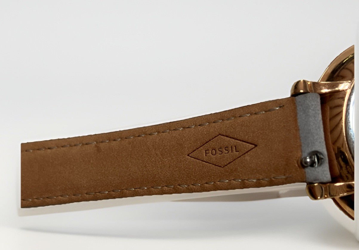 Fossil Women’s Rose Gold Light Pink Jacqueline Leather Strap Watch