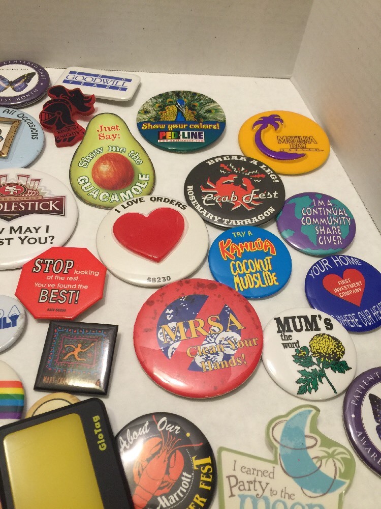 Large Lot Buttons/pins Jetsons Patriotic Misc. Over 60 Buttons