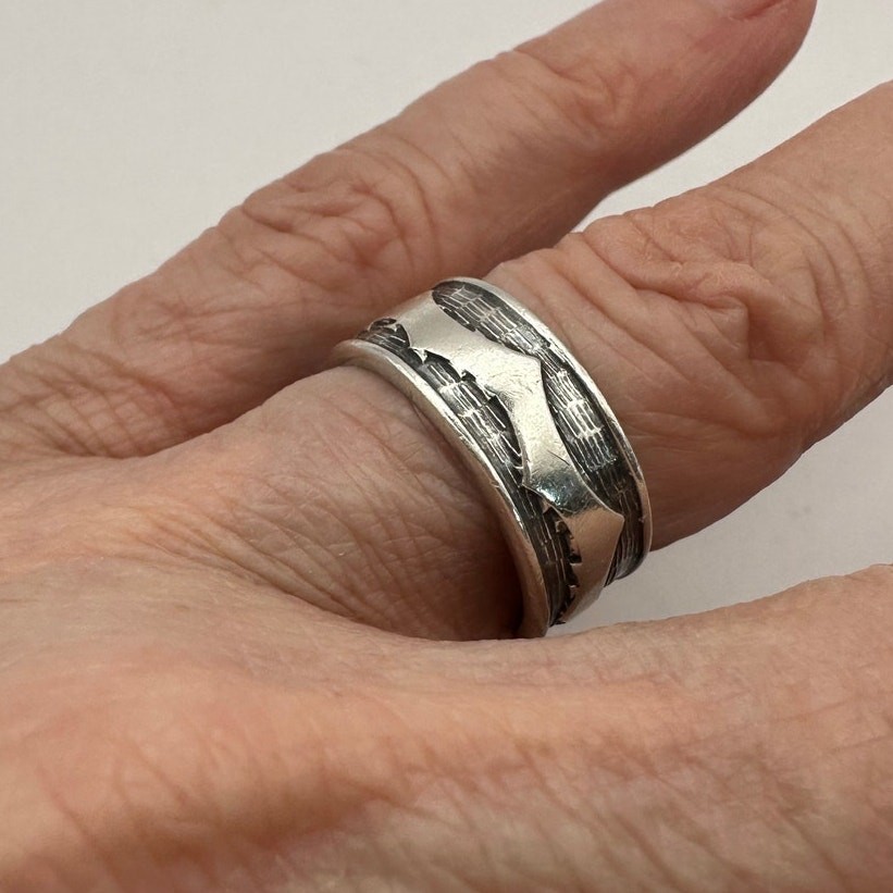 Batman silver tone ring mens womens unisex casual jewelry Size 7.25