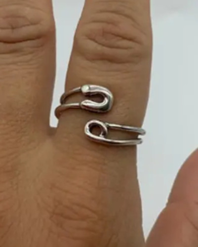 Boho Chic Sterling Silver Safety Pin Thumb Ring – Adjustable Safety Pin Design