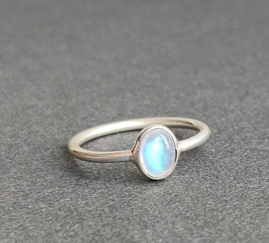 Rainbow Moonstone Ring 925 Silver Blue Flash Moonstone Tiny Women All Size Rings