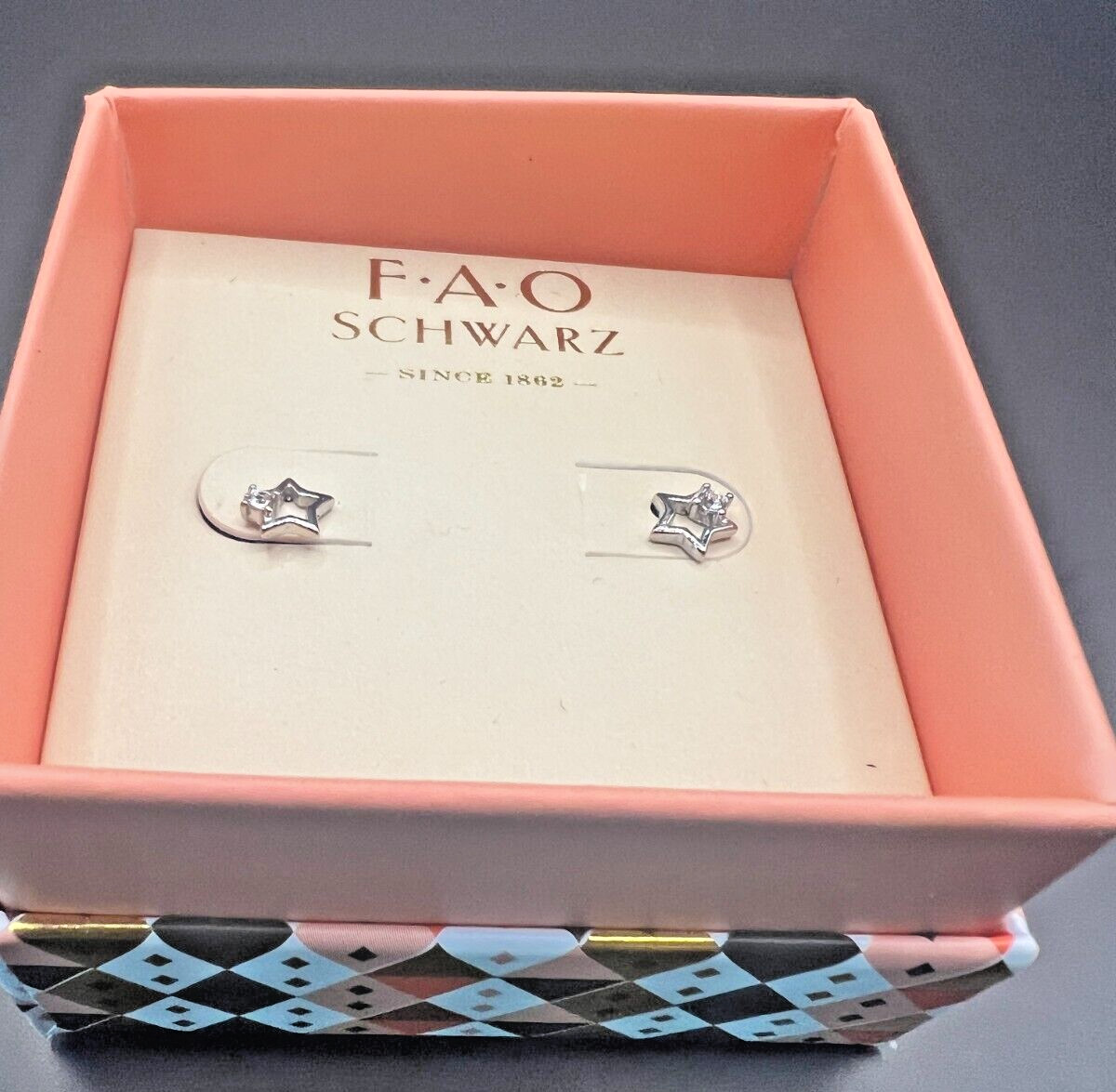 FAO Schwarz Sterling Silver Earrings Star w/Crystal New Girls Children’s Studs