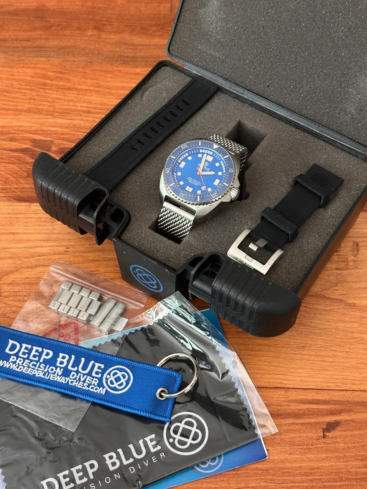 Deep Blue Deep Star 1000, Gen 1. Mint