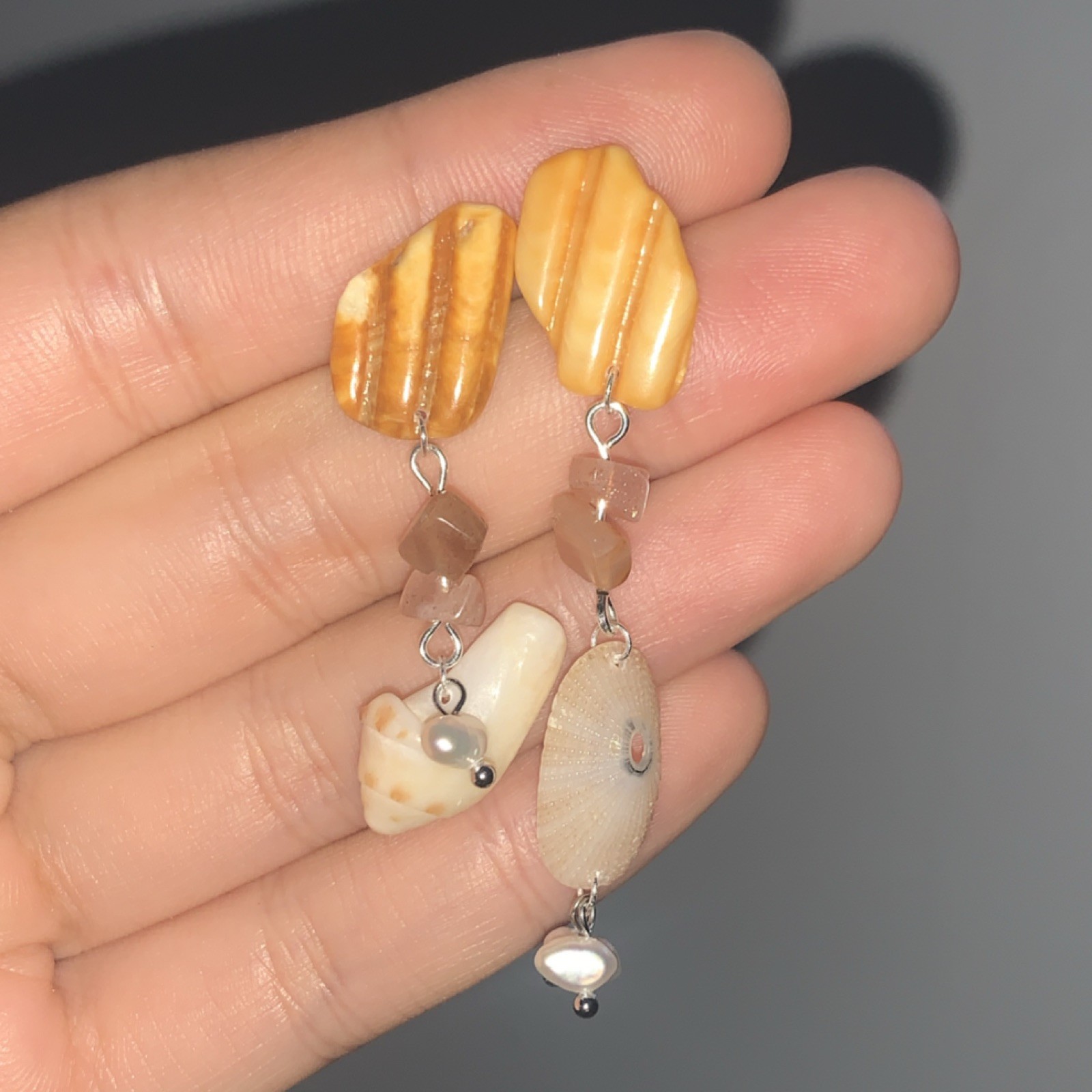 Handcrafted Shell & crystal Beaded Dangle Earrings White Beige Beach Nature Stud