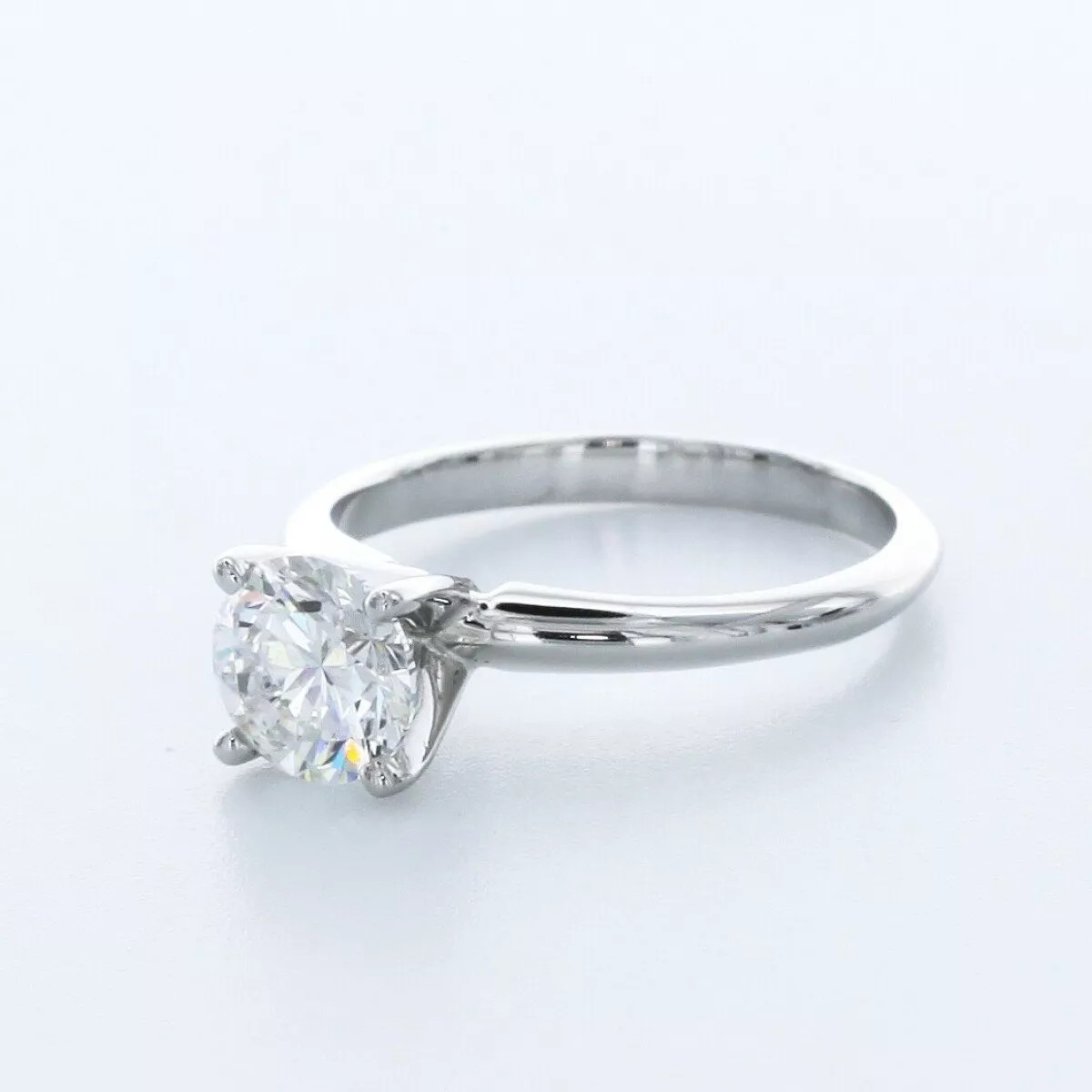 Solitaire Engagement Ring Platinum Classic 1.06 CT Round Lab-Grown Diamond E VS1