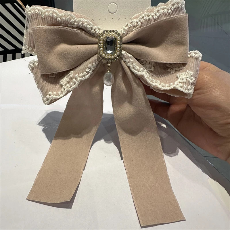 Fabric Lace Bow Brooches for Women Rhinestone Pearl Shirt Collar Pins.