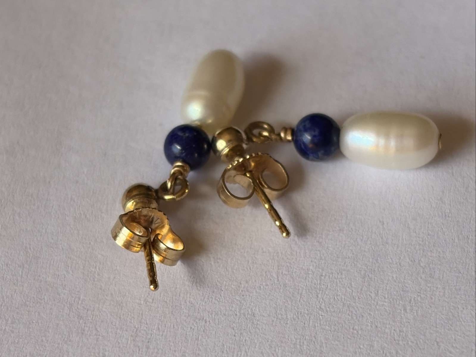14kt Gold Pearl And Lapis Earrings